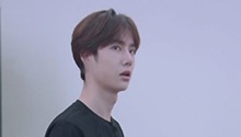 王一博上形体课被狠批太僵硬