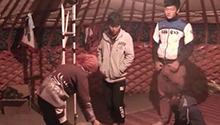 三个叛逆少年被家庭温暖感化