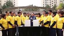 如何清除留下来的胶痕？