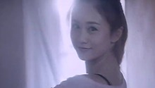刘芸迷人舞姿尽显优雅