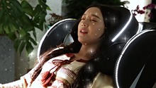 何花美滋滋的公主待遇