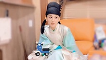 古力娜扎“摩托车式弹舌”