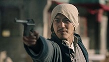 姚三合为掩护娟子撤离和张金保街头枪战