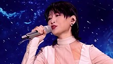 周笔畅霸气送新年祝福