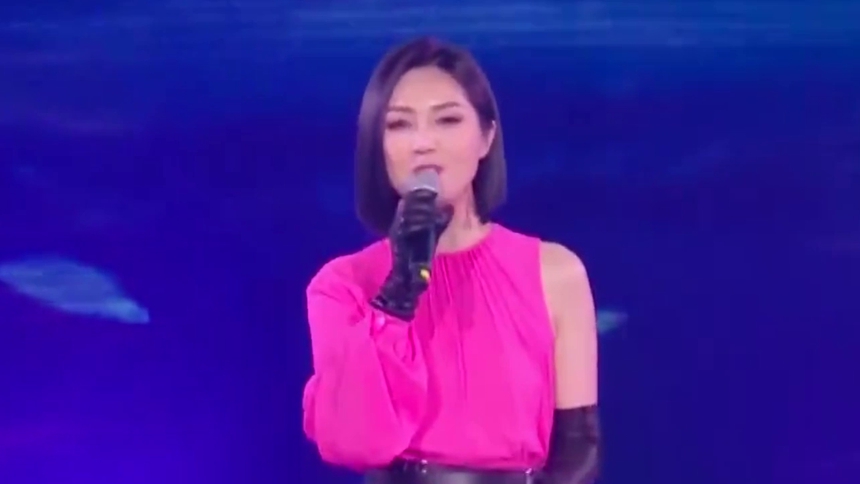《声生不息》嘉宾档案：杨千嬅《花好月圆夜》庆团圆