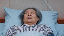 奶奶支走姑姑，向护士打听产后抑郁症