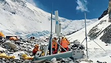 珠峰5G基站的建设者