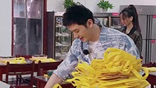 黄晓明小队看望消防战士