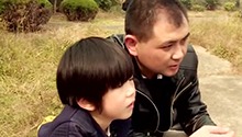 李昊煜全家出游寓教于乐棒棒哒