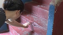 建房申请报告提交4年无果，68岁老人住新房愿望还要等多久？